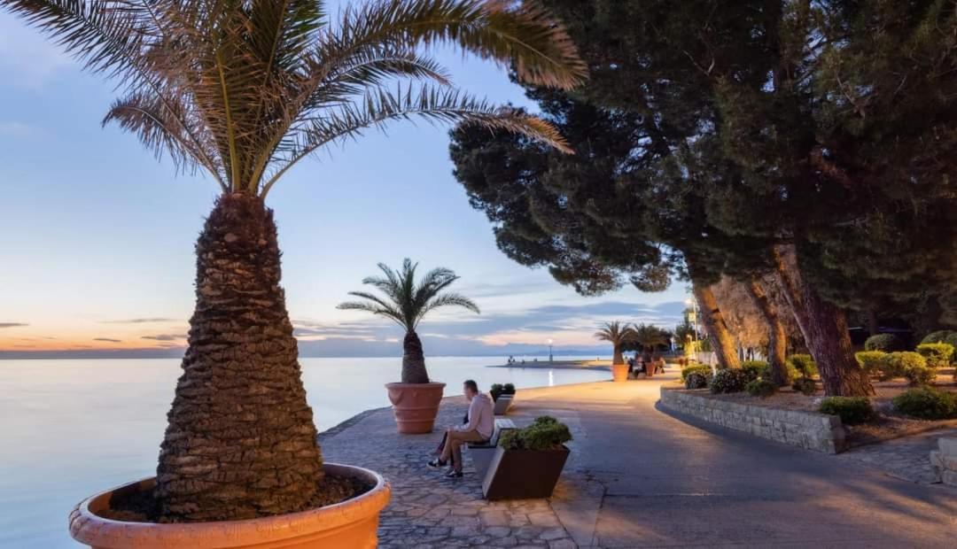 Apartmaji Soncek Izola Esterno foto
