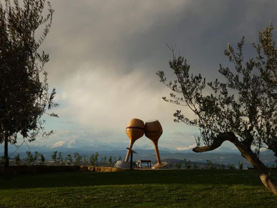 Apartmaji Soncek Izola Esterno foto