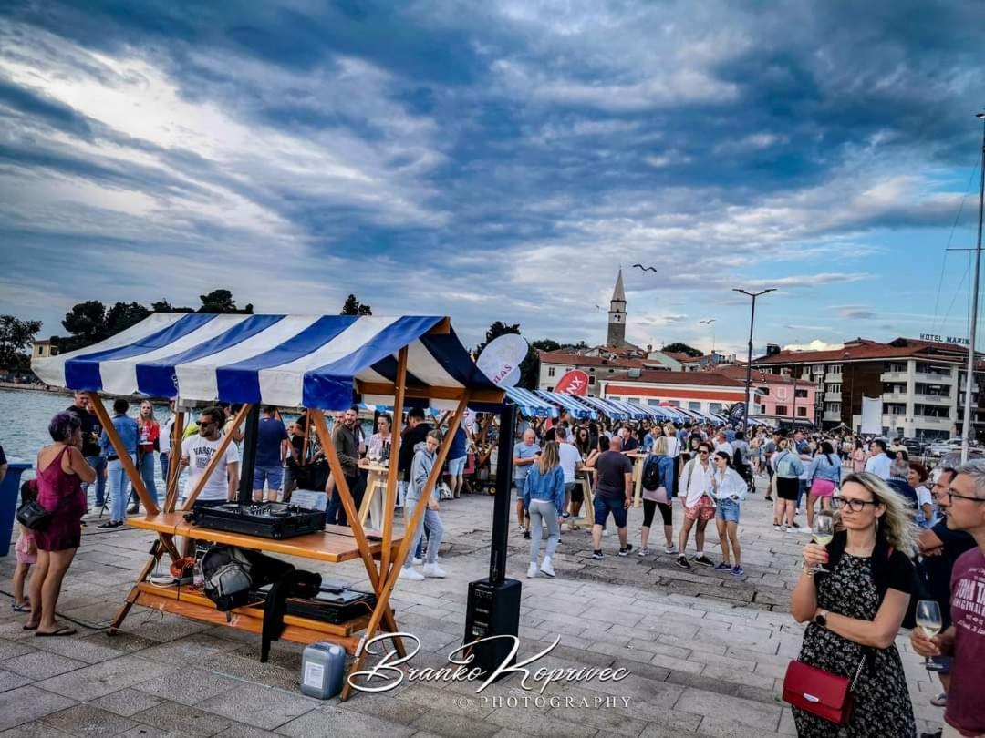 Apartmaji Soncek Izola Esterno foto